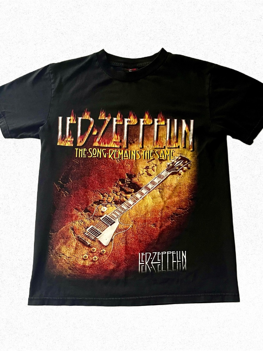 Vintage 90s Band Shirt Led Zeppelin ‘The Song Remains The Same'